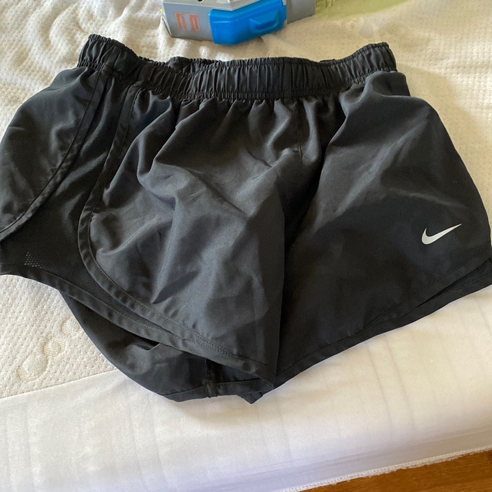 Athletic shorts